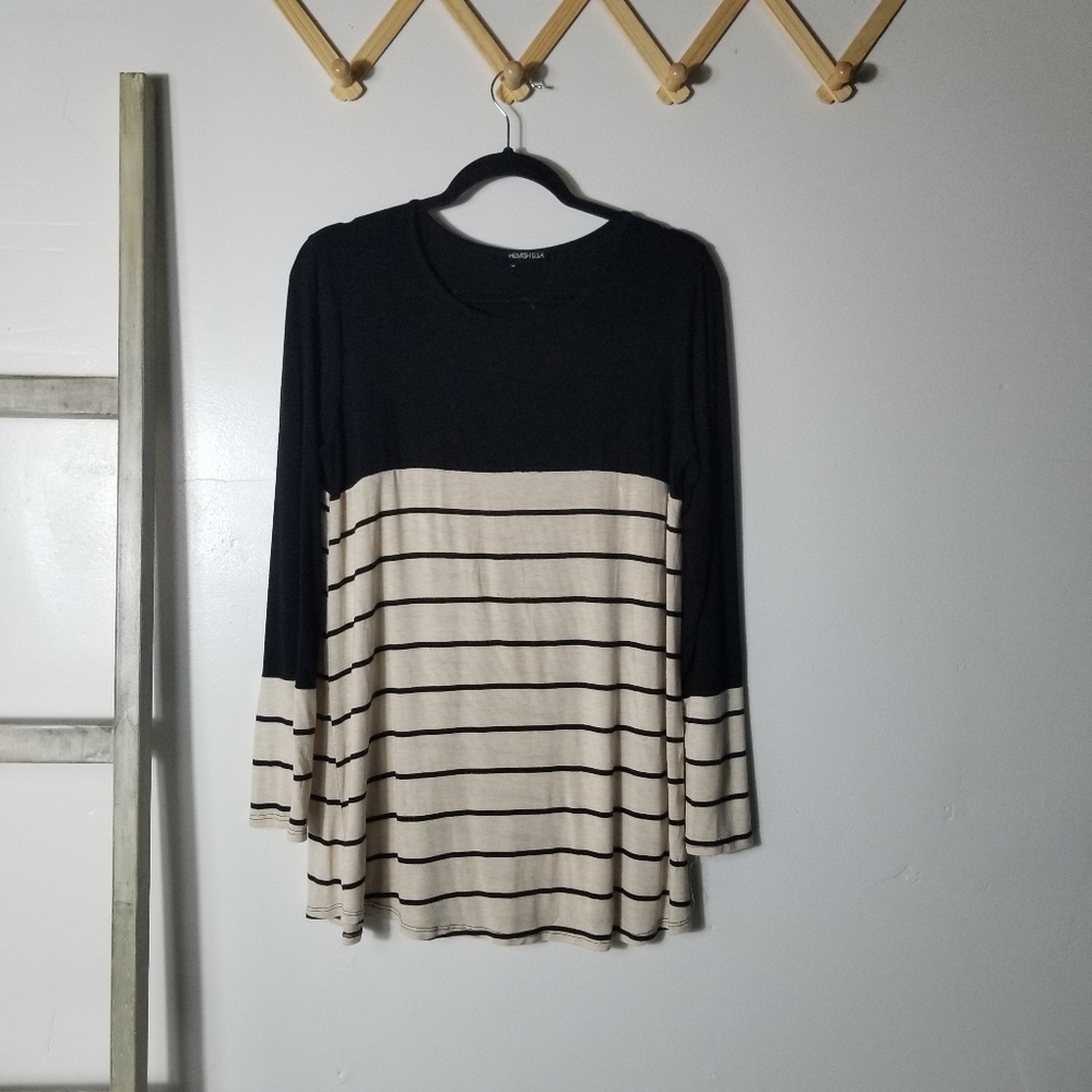 HEIMISH USA WOMEN'S BLACK AND CREAM TUNIC BLOUSE SIZE MEDIUM